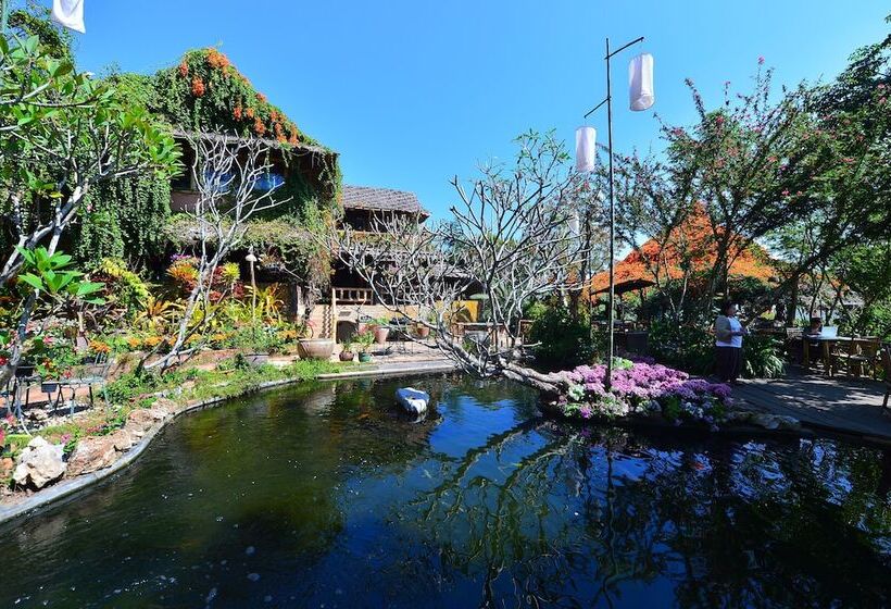 Hotel Phu Chaisai Chiang Rai Mountain Resort