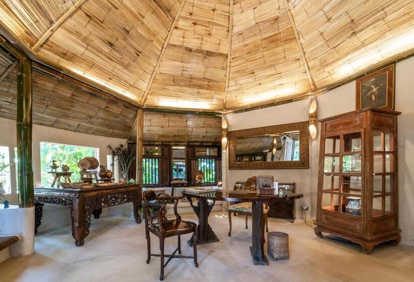 Hotel Phu Chaisai Chiang Rai Mountain Resort