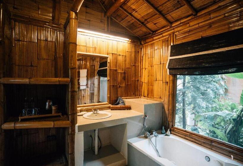 Hotel Phu Chaisai Chiang Rai Mountain Resort