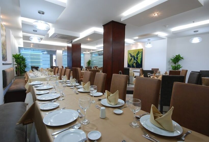 ホテル Plaza Las Americas Cali