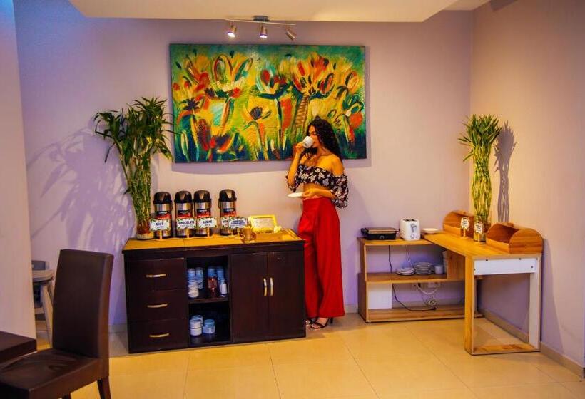 هتل Plaza Las Americas Cali