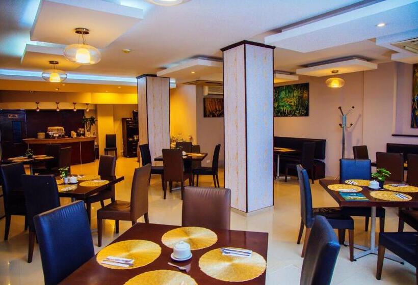 ホテル Plaza Las Americas Cali