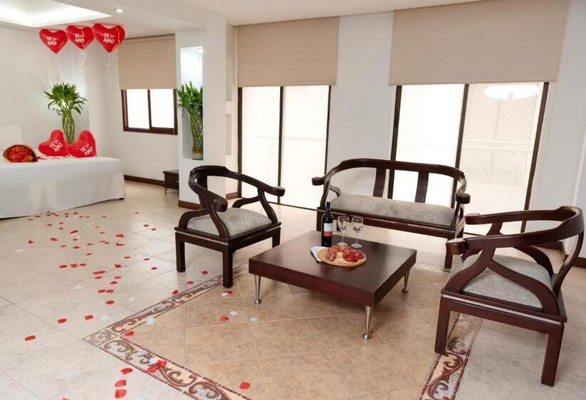 ホテル Plaza Las Americas Cali