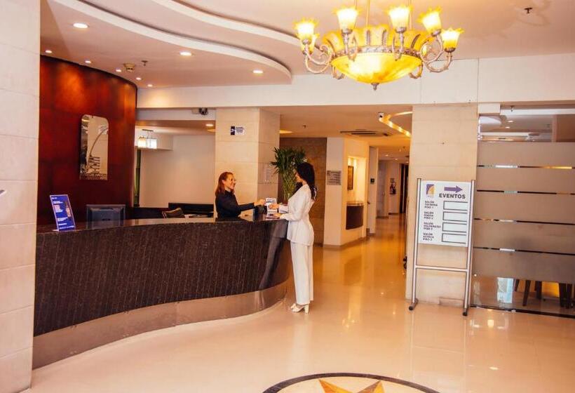 ホテル Plaza Las Americas Cali