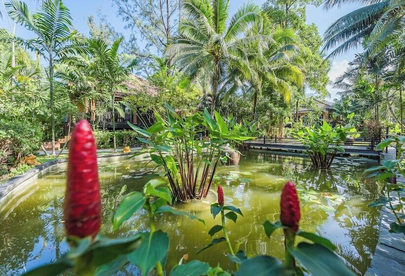 Princess Kamala Beachfront Hotel   Sha Extra Plus