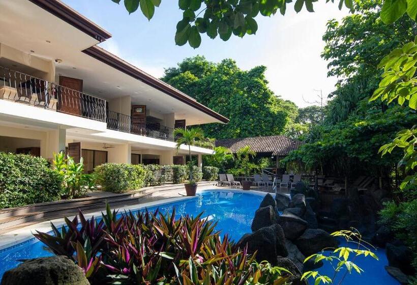 בית מלון כפרי Pumilio Mountain & Ocean