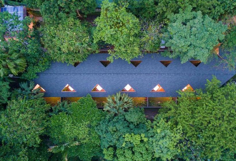 בית מלון כפרי Pumilio Mountain & Ocean