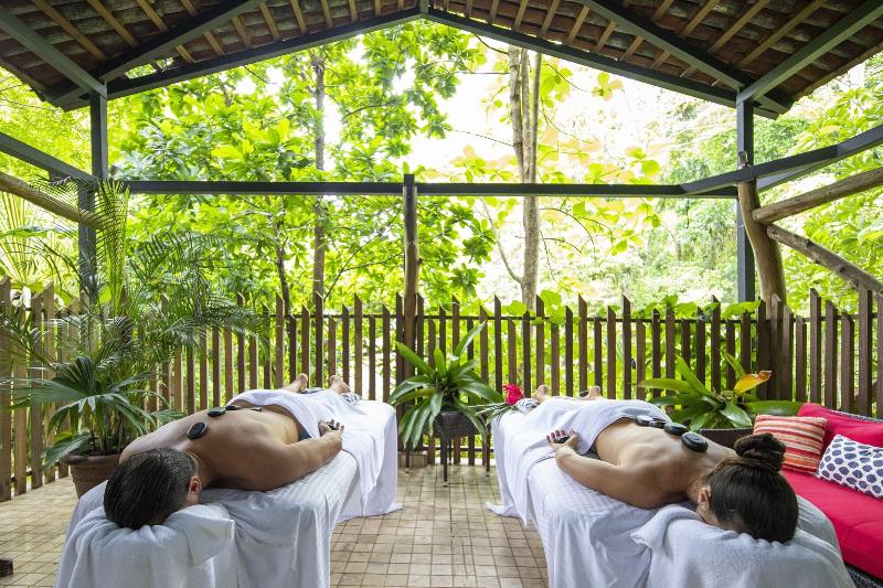 בית מלון כפרי Pumilio Mountain & Ocean