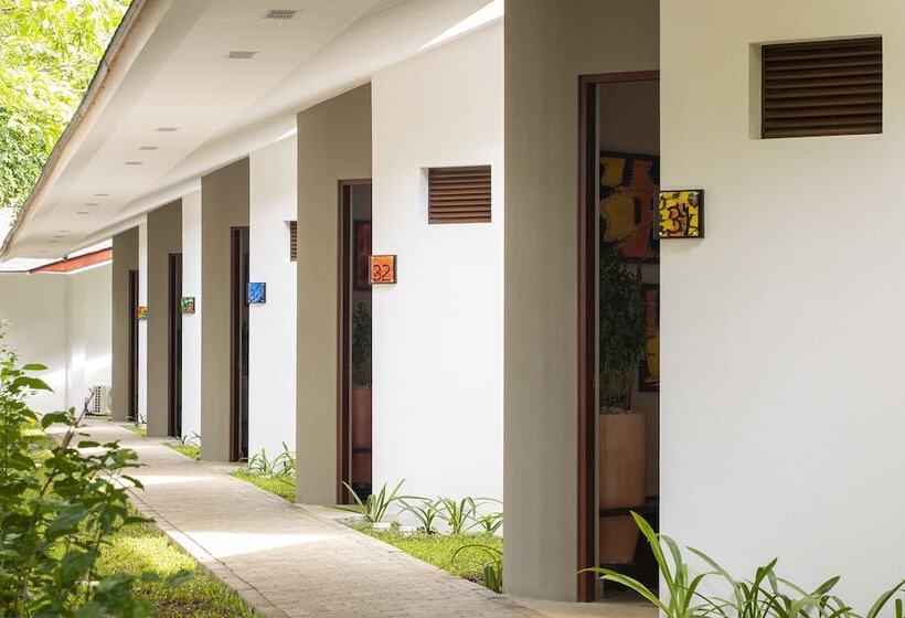 בית מלון כפרי Pumilio Mountain & Ocean