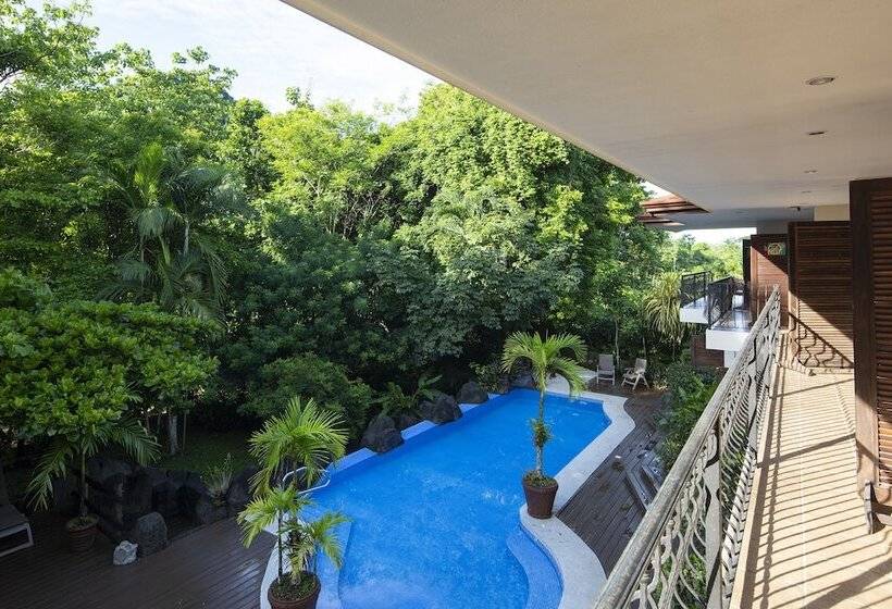 בית מלון כפרי Pumilio Mountain & Ocean