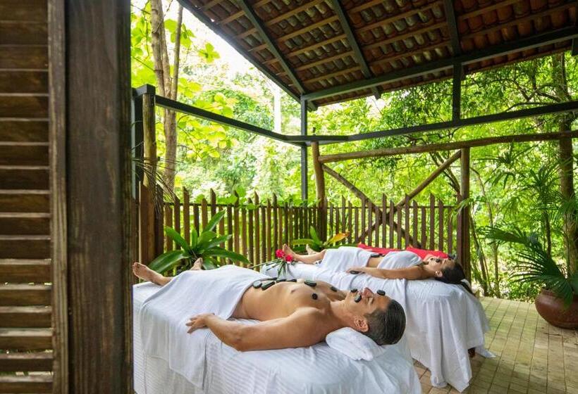 בית מלון כפרי Pumilio Mountain & Ocean