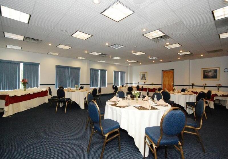 호텔 Quality Inn & Suites Albany Airport