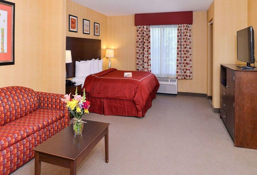 فندق Quality Suites