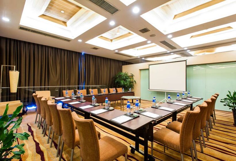 בית מלון כפרי Radisson Tianjin