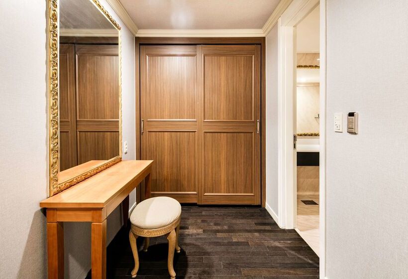 Ramada Hotel And Suites Seoul Namdaemun