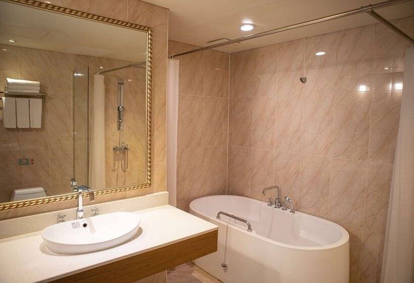 Ramada Hotel And Suites Seoul Namdaemun
