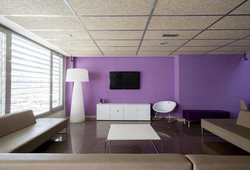 בית מלון כפרי Residencia Universitaria Los Abedules