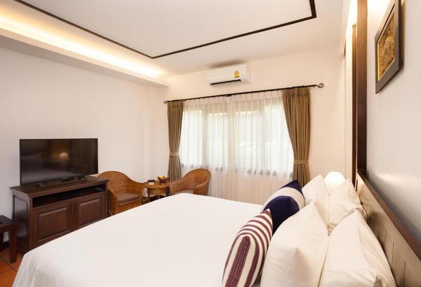 酒店 Rimping Village