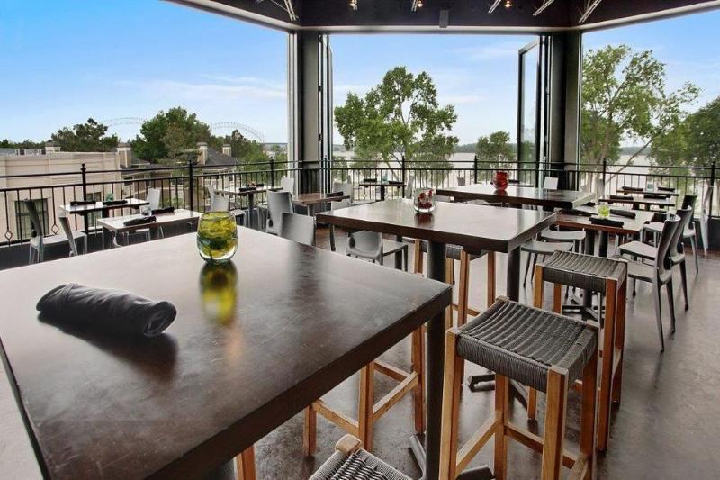 호텔 River Inn Of Harbor Town