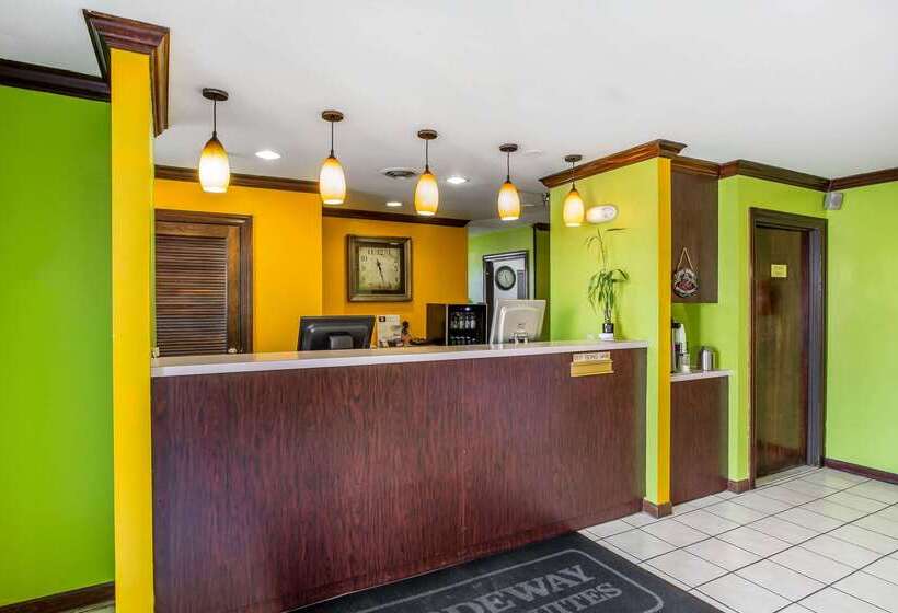 فندق Rodeway Inn & Suites