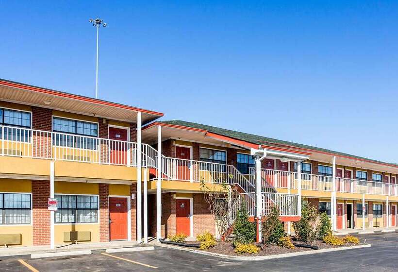 فندق Rodeway Inn & Suites