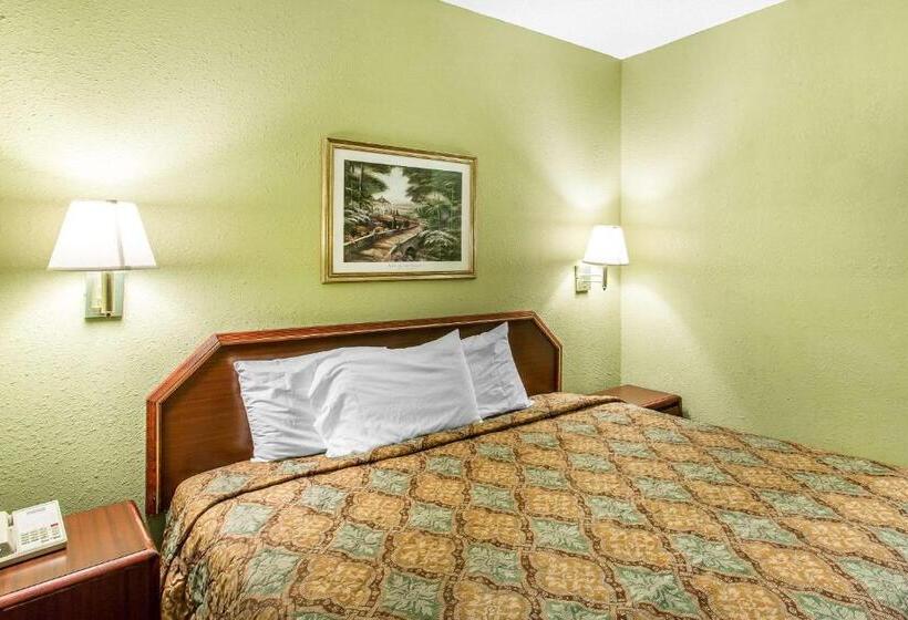 فندق Rodeway Inn & Suites