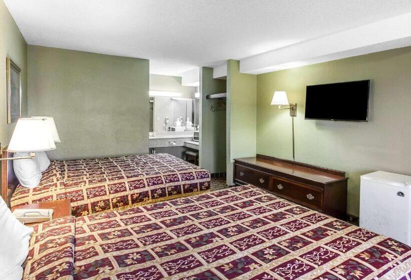 فندق Rodeway Inn & Suites