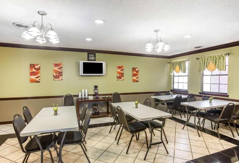 فندق Rodeway Inn & Suites