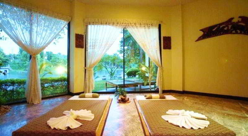 호텔 Royal River Kwai Resort And Spa