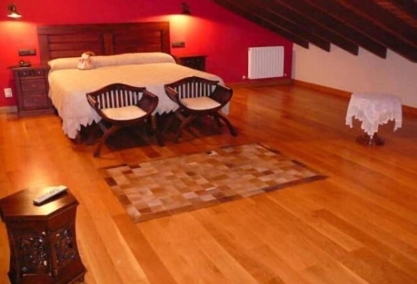 هتل روستایی Casona De Tresali