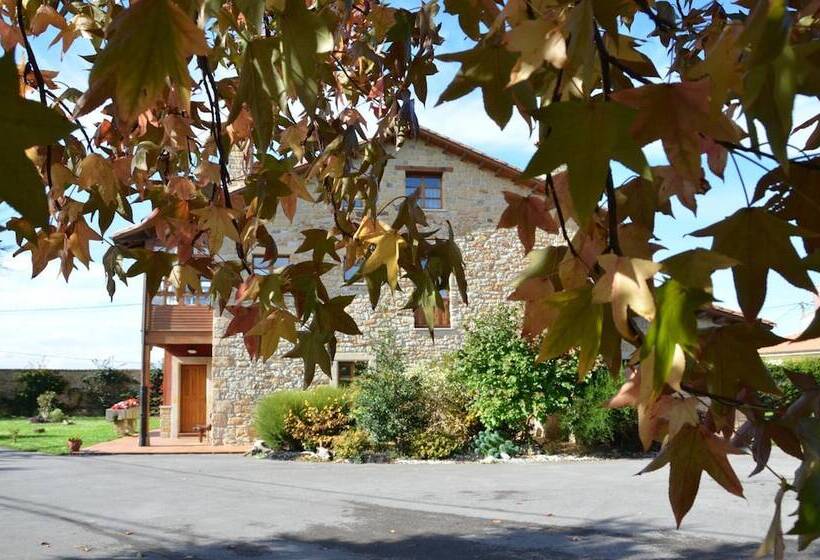 هتل روستایی Casona De Tresali