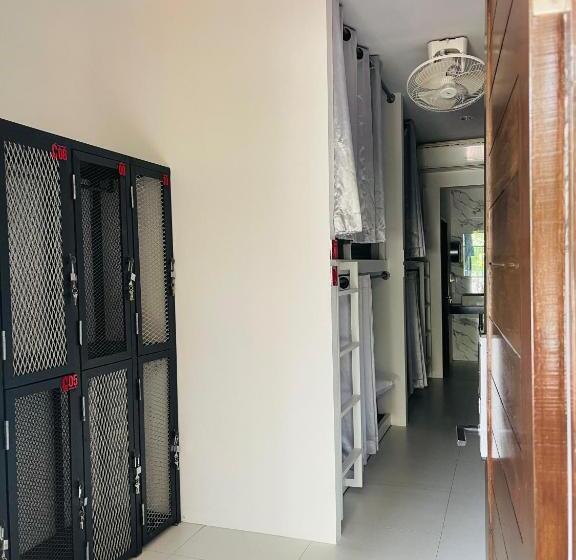 Отель Samui Beach Hostel