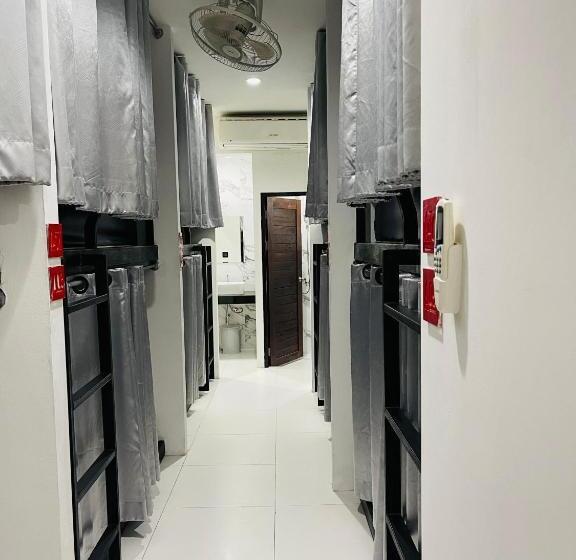 Отель Samui Beach Hostel