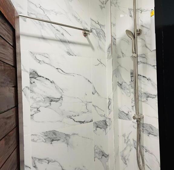 Отель Samui Beach Hostel