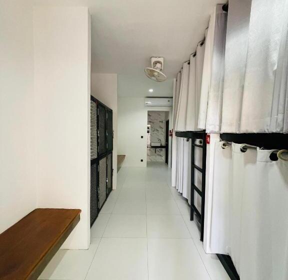 Отель Samui Beach Hostel