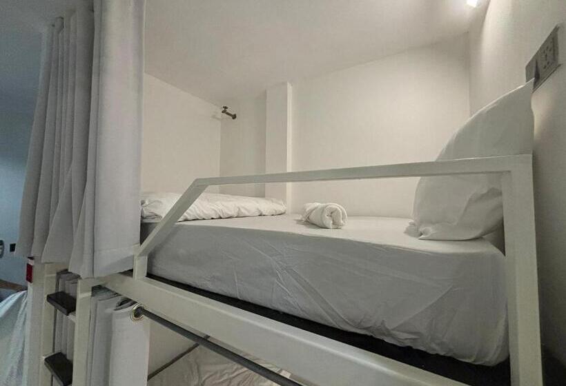 Отель Samui Beach Hostel