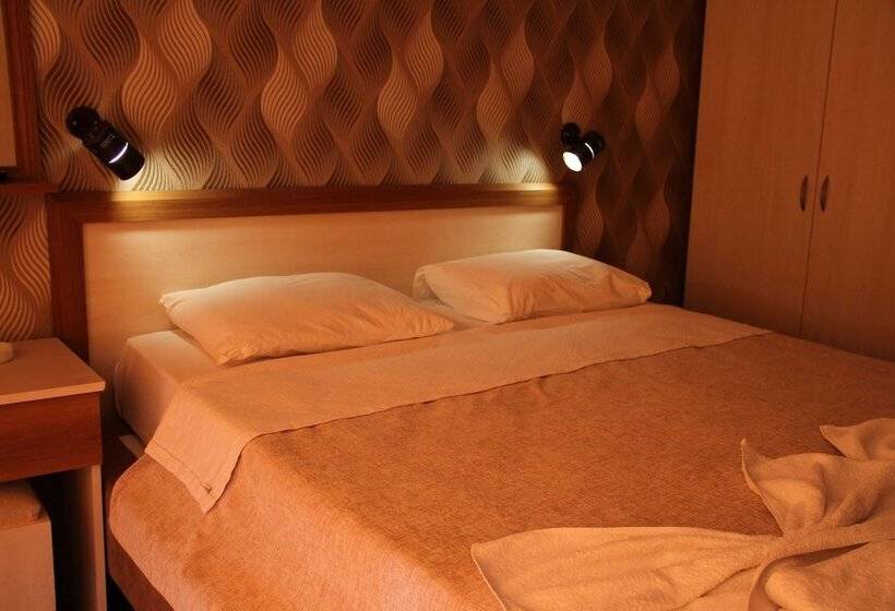 בית מלון כפרי Saturn