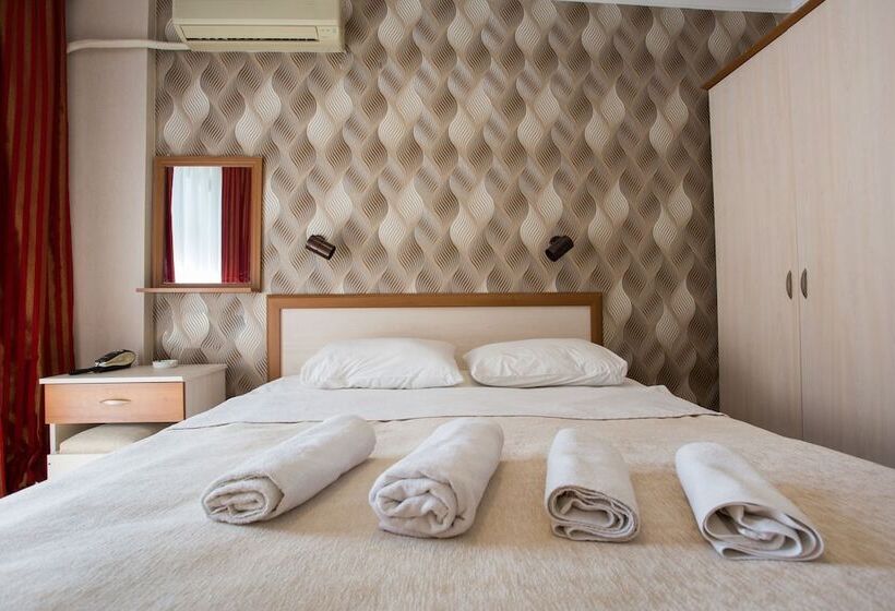 בית מלון כפרי Saturn