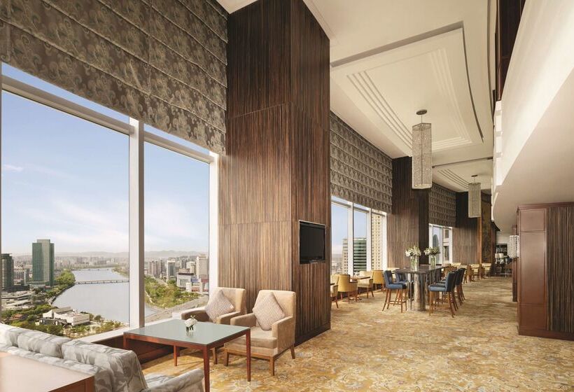 酒店 Shangri La Ningbo   The Three Rivers Intersection