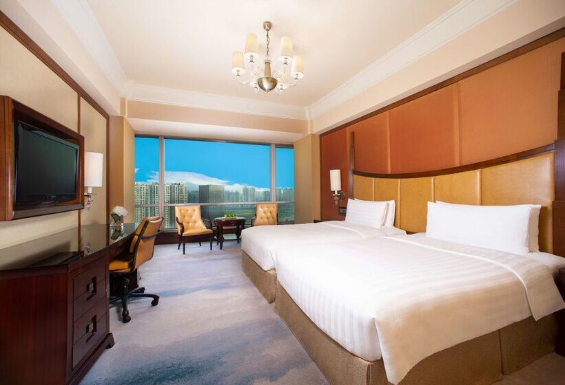 Hotel Shangri La Wenzhou A Panoramic View Of The River, Adjacent To Wenzhou International Convention And E