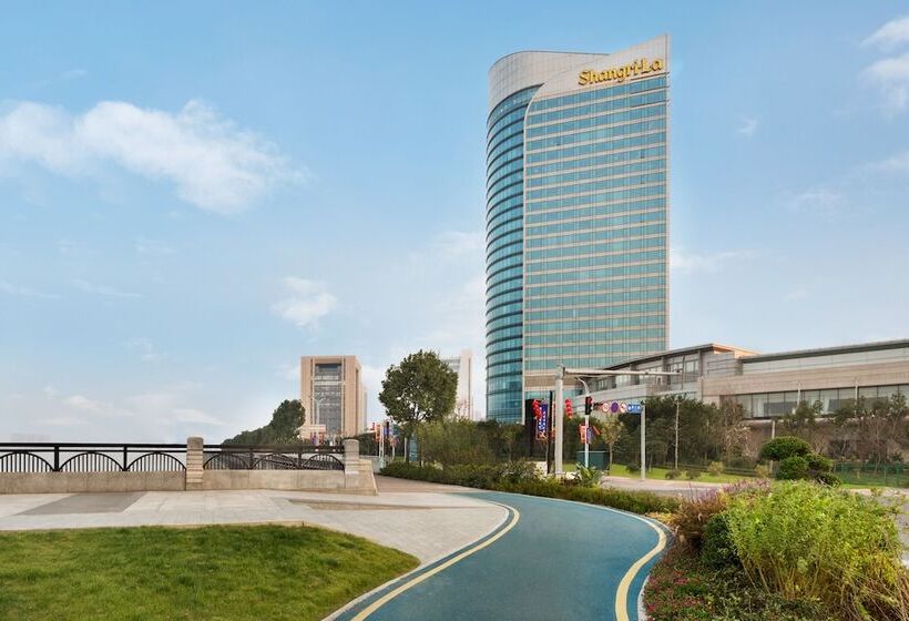 Hotel Shangri La Wenzhou A Panoramic View Of The River, Adjacent To Wenzhou International Convention And E