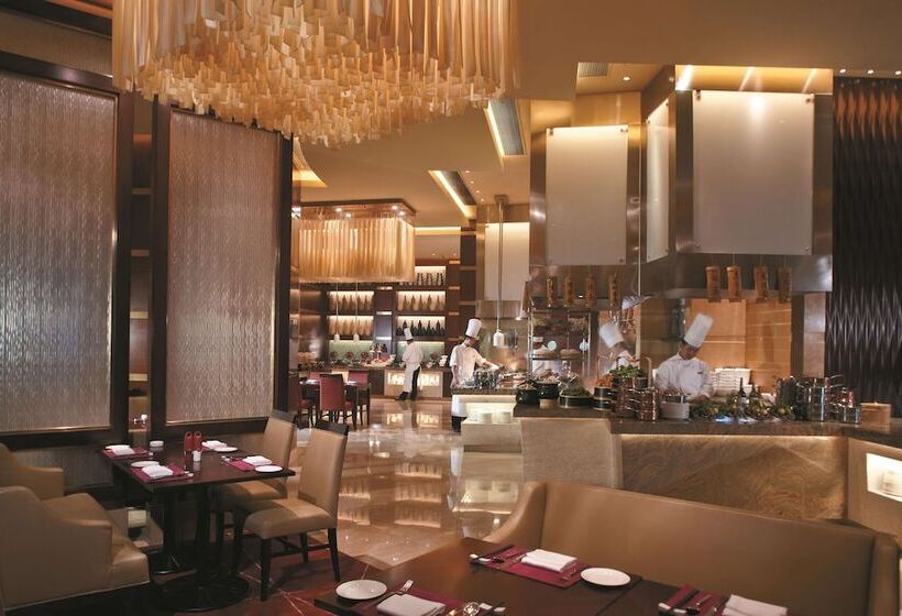 Hotel Shangri La Wenzhou A Panoramic View Of The River, Adjacent To Wenzhou International Convention And E