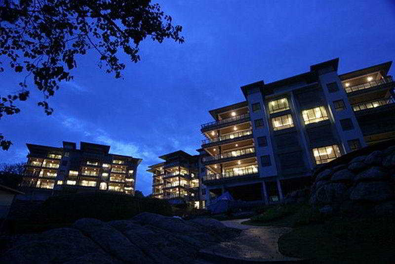 فندق Shasa Resort   Luxury Beachfront Suites