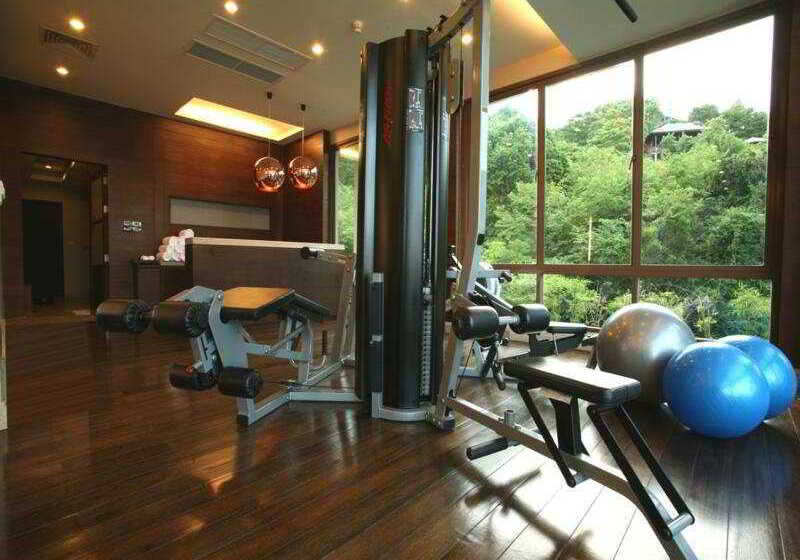 فندق Shasa Resort   Luxury Beachfront Suites