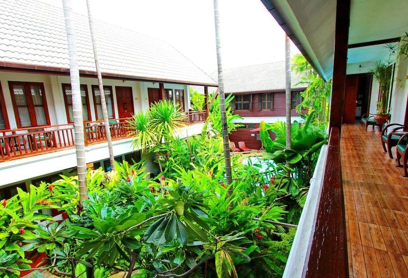 Отель Shewe Wana Boutique