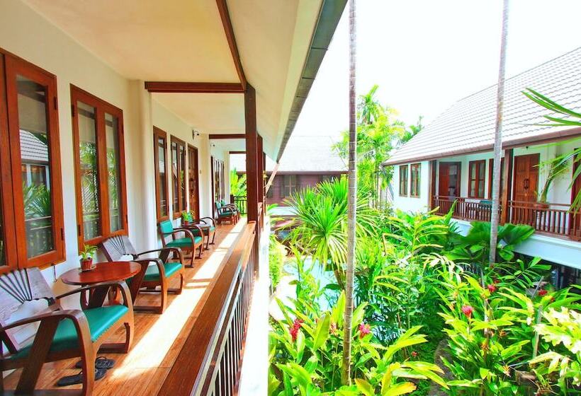 Отель Shewe Wana Boutique