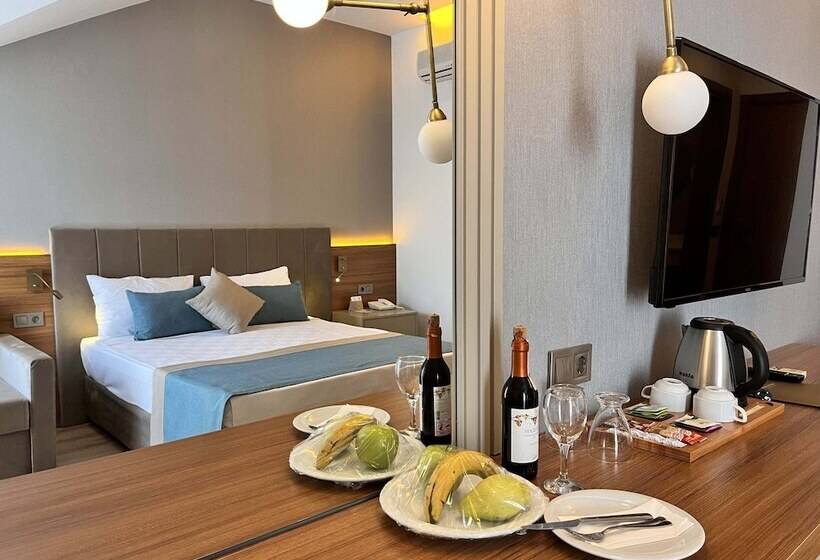 Отель Side Story Resort & Spa