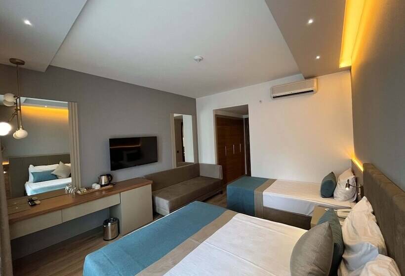 Отель Side Story Resort & Spa