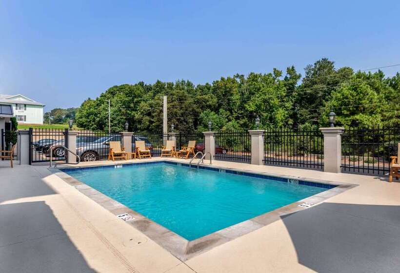 בית מלון כפרי Sleep Inn & Suites Millbrook  Prattville