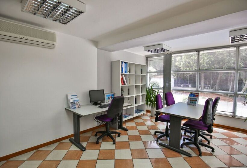 Отель Splendid Resort